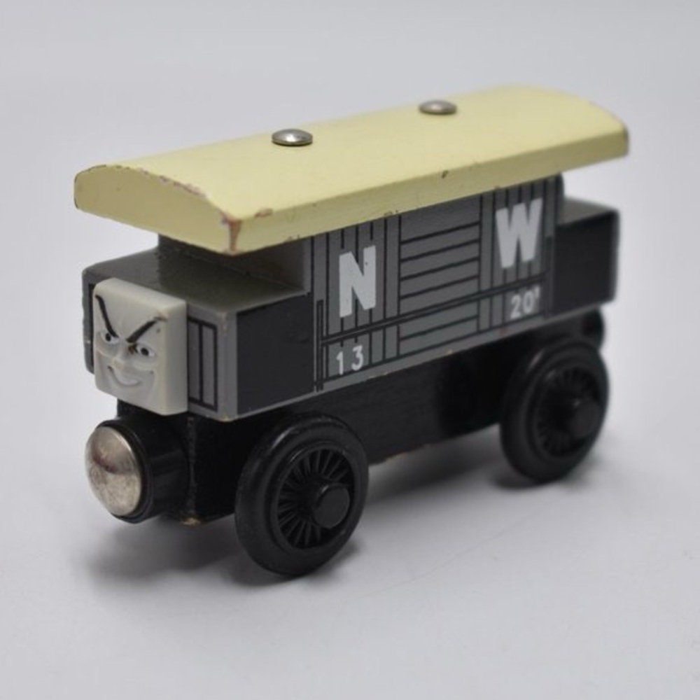 Friends Wooden Railway Tank Engine Train  NW Brakevan  GUC  1999